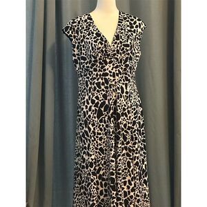 Evan Picone Women's Size 14 Animal Print V-Neck Knee Length Dress
